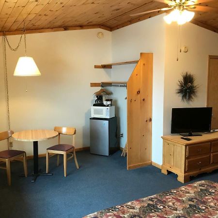 Superior Ridge Resort Motel Schroeder Екстер'єр фото