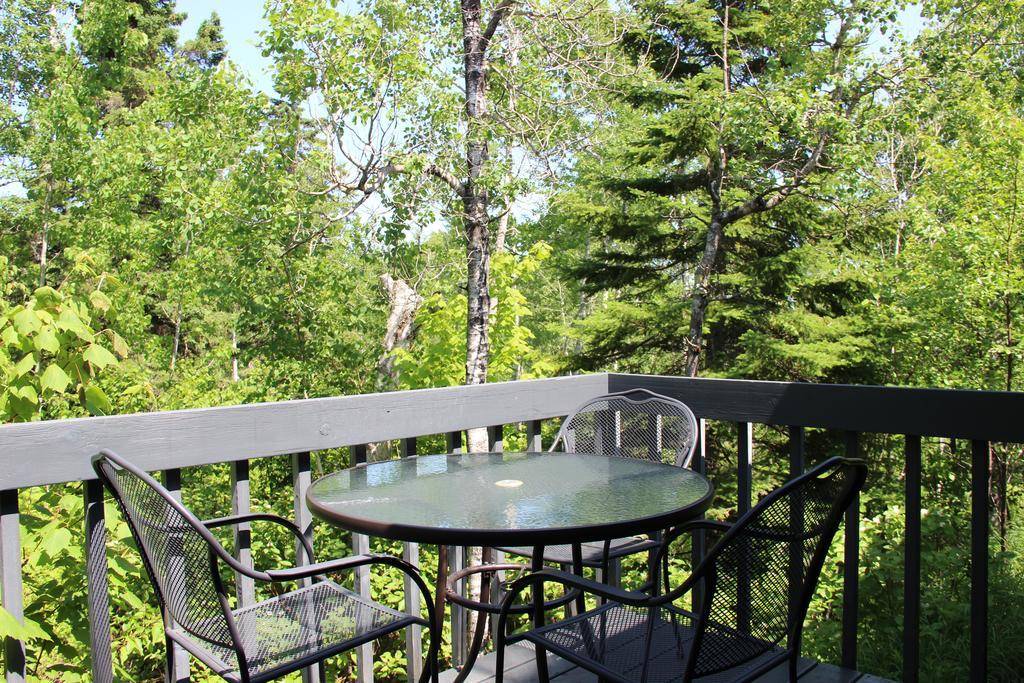 Superior Ridge Resort Motel Schroeder Екстер'єр фото