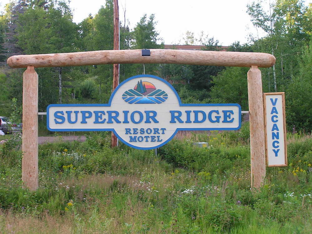 Superior Ridge Resort Motel Schroeder Екстер'єр фото