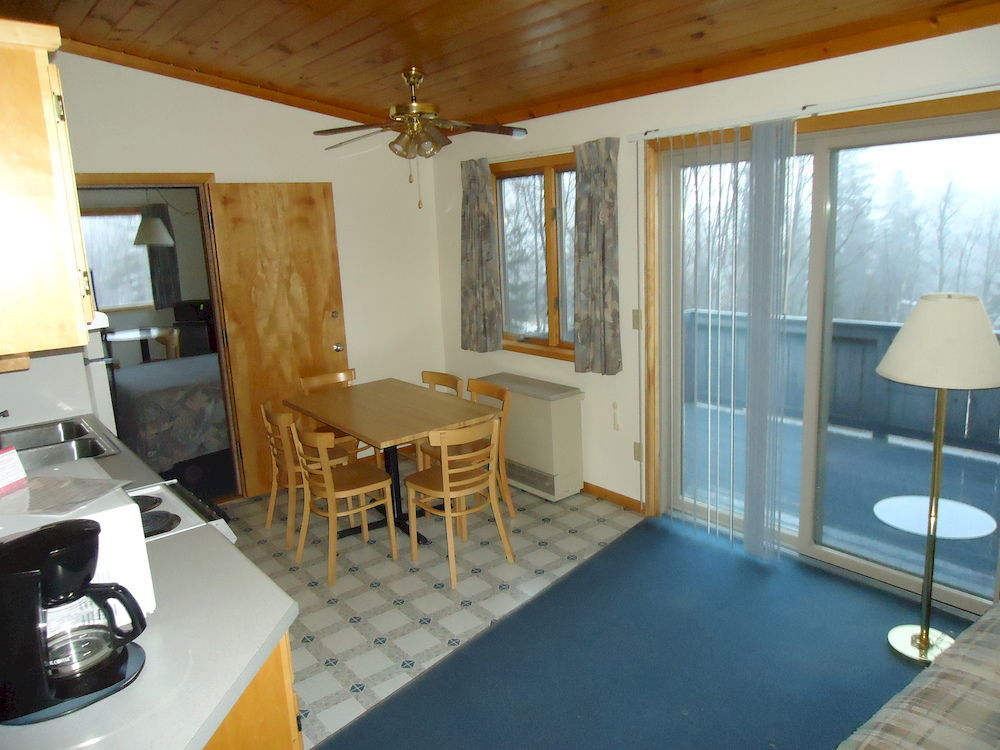Superior Ridge Resort Motel Schroeder Екстер'єр фото
