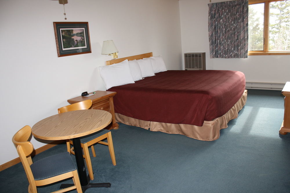 Superior Ridge Resort Motel Schroeder Екстер'єр фото