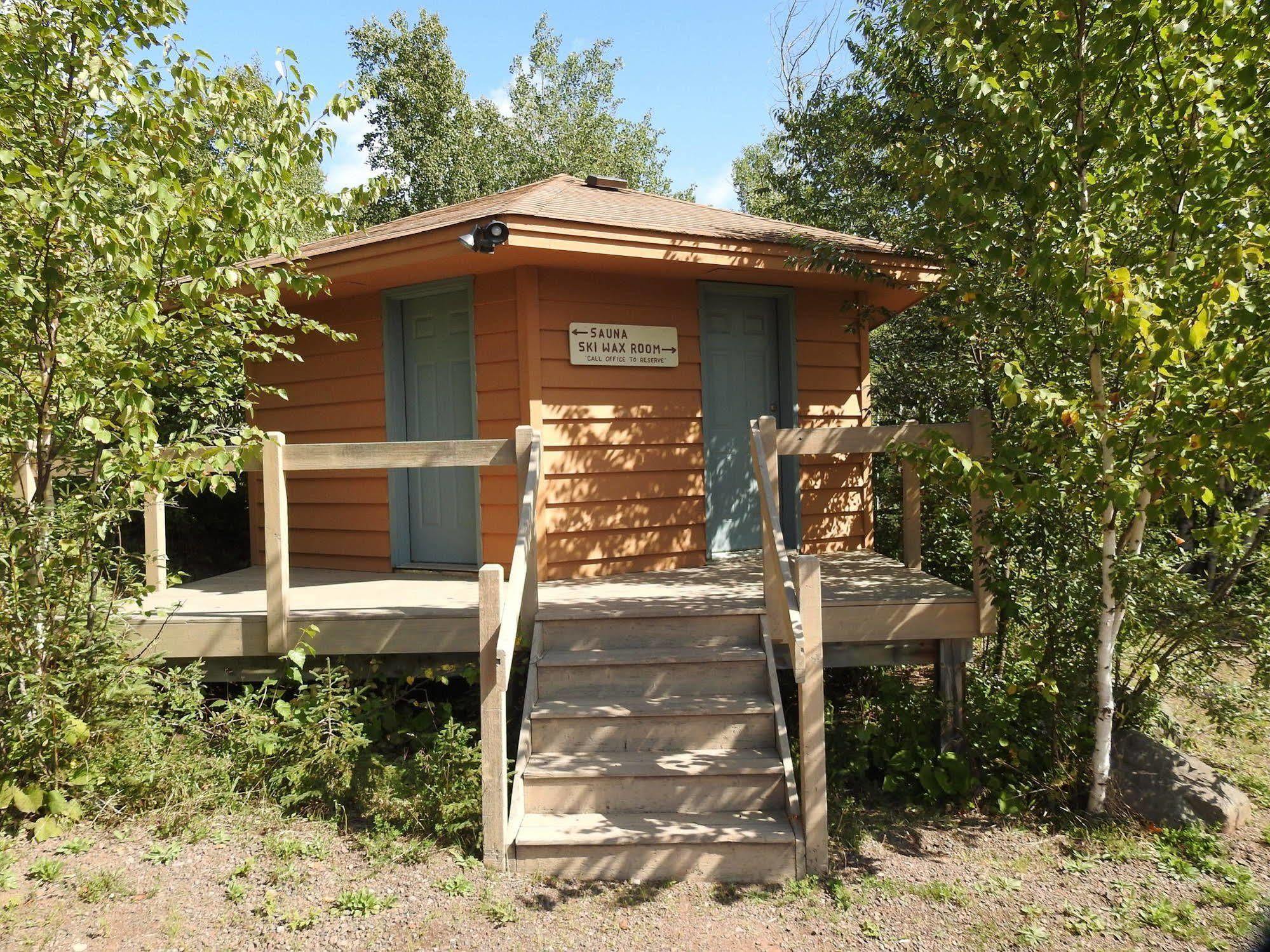 Superior Ridge Resort Motel Schroeder Екстер'єр фото