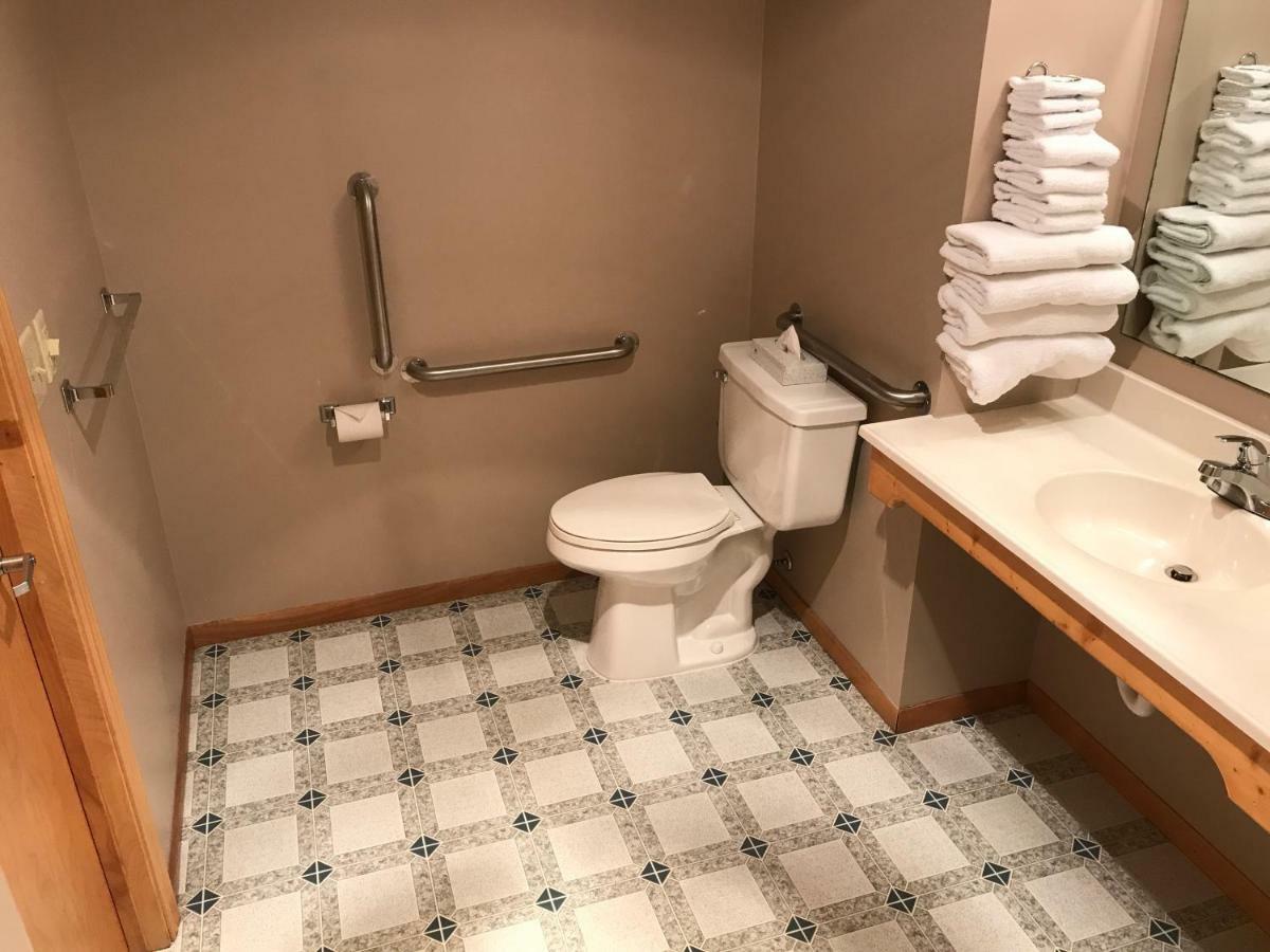 Superior Ridge Resort Motel Schroeder Екстер'єр фото